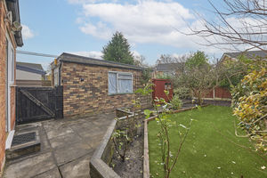 Photo 17- click for photo gallery